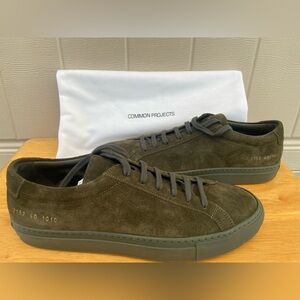 NWOT Common Projects “Achilles” Suede Low Top Sneaker